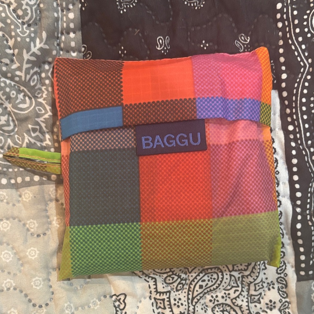 BAGGU standard madras